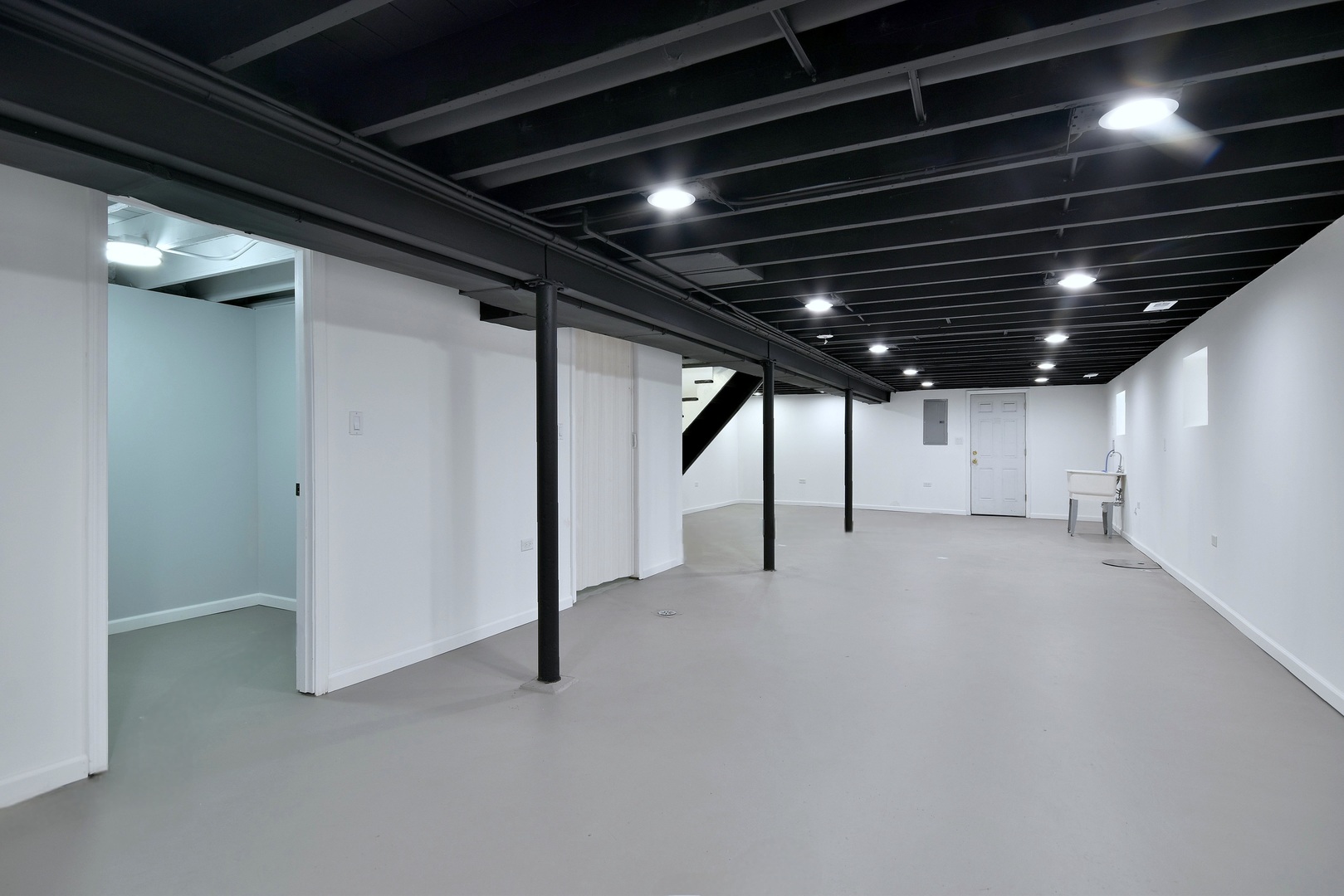 1405 South Central Avenue Cicero, IL 60804 - Photo 19 of 23 a view of empty room