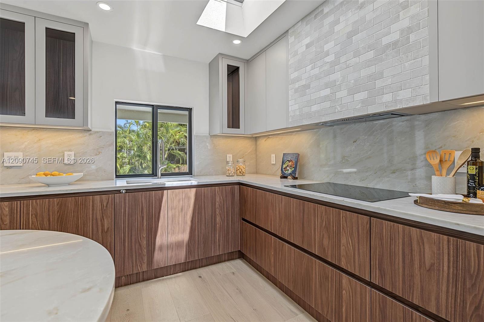 7475 Southwest 134th Street Pinecrest, FL 33156 - Photo 11 of 41 Gallery Image 11