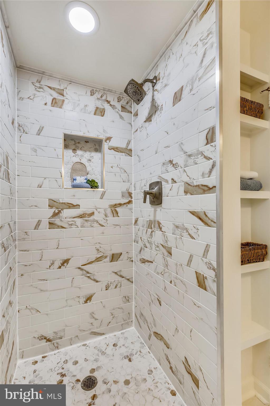 4400 Rosedale Avenue Bethesda, MD 20814 - Photo 23 of 82 Gallery Image 23