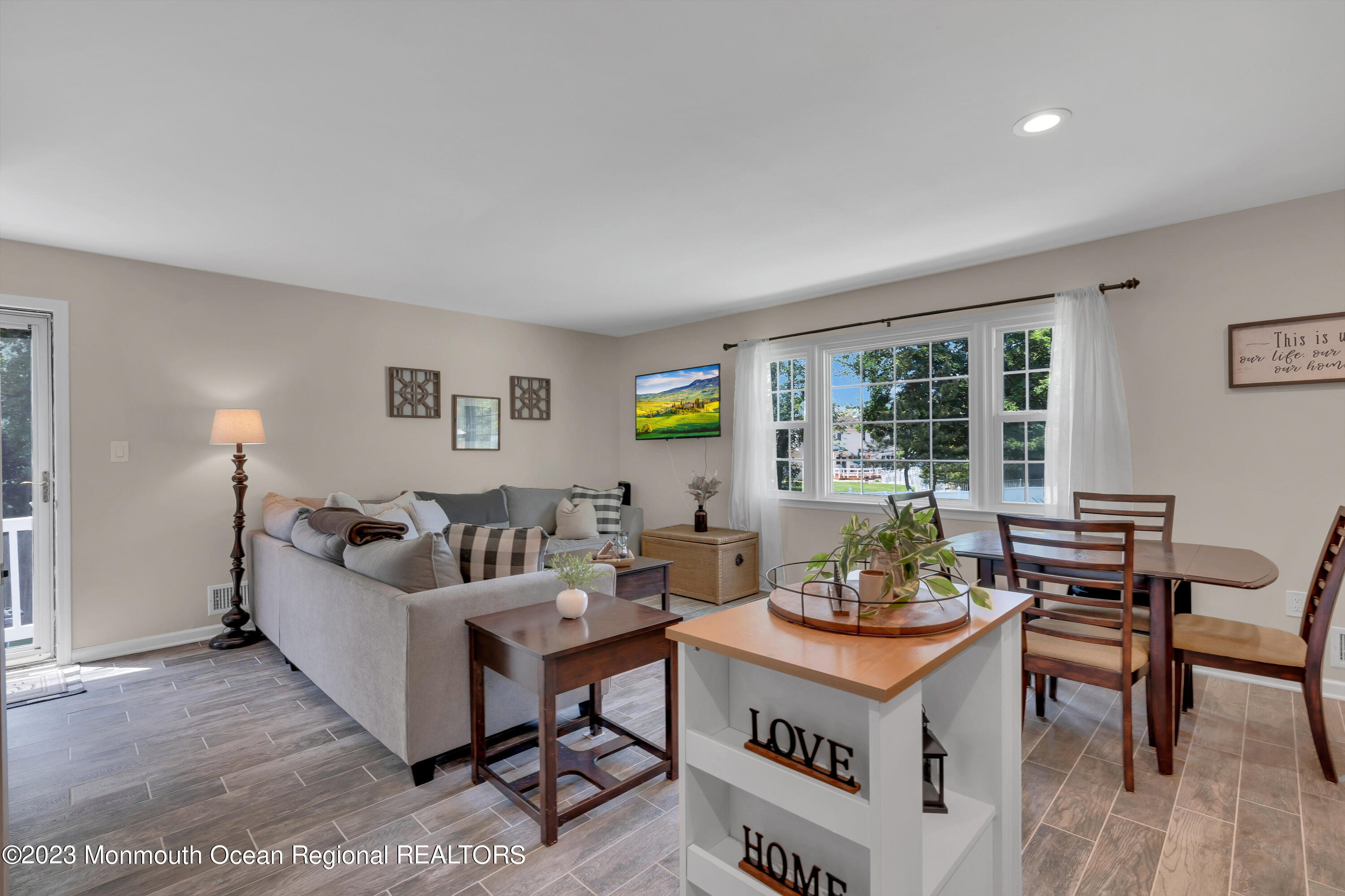 15 Old Scots Road Marlboro, NJ 07746 - Photo 29 of 59 In-Law Suite Living Room
