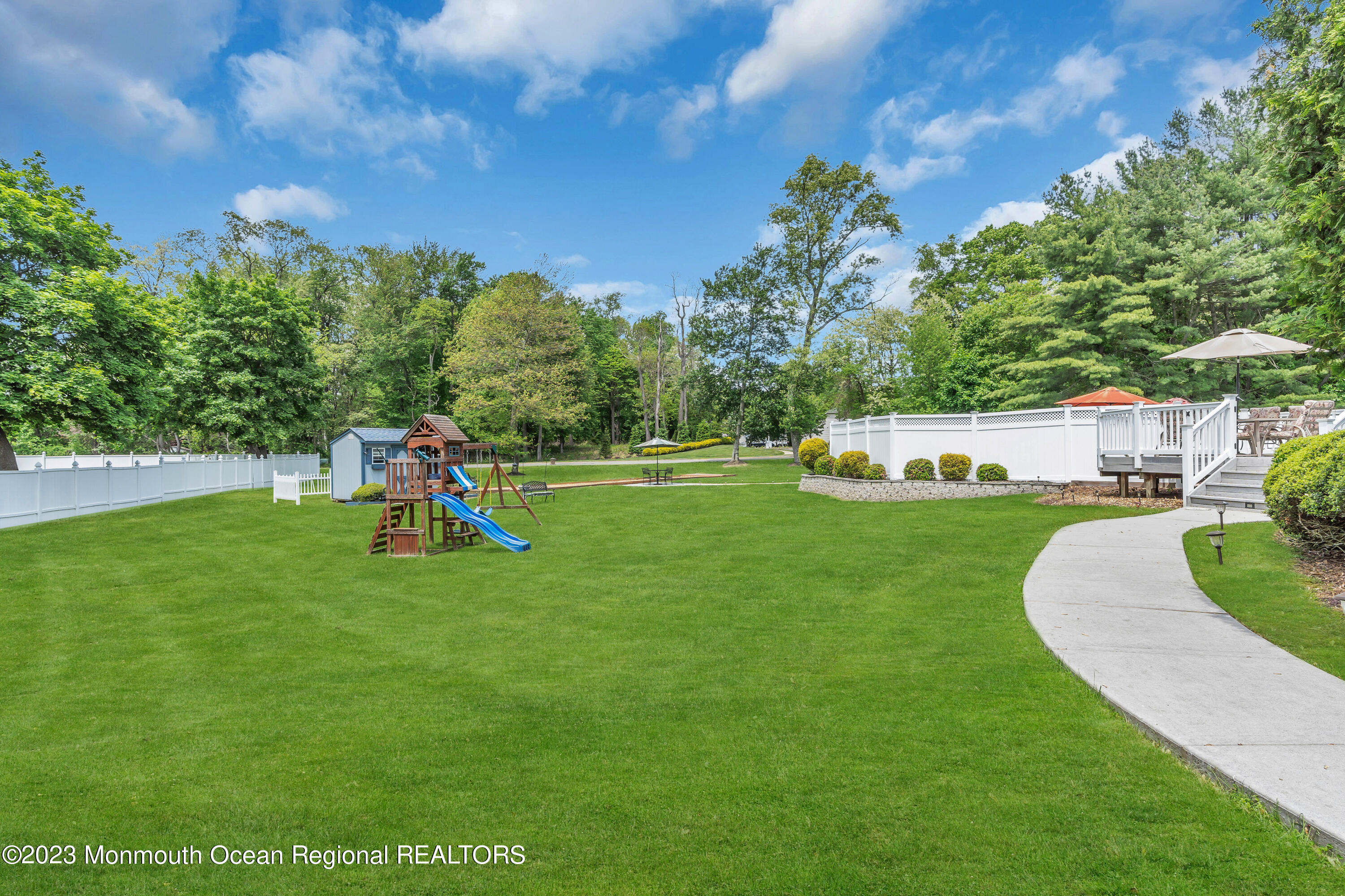 15 Old Scots Road Marlboro, NJ 07746 - Photo 54 of 59 Backyard