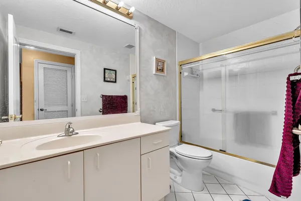 $264,997 | 7727 Southampton Terrace, Unit 202, Fort Lauderdale, FL 33321