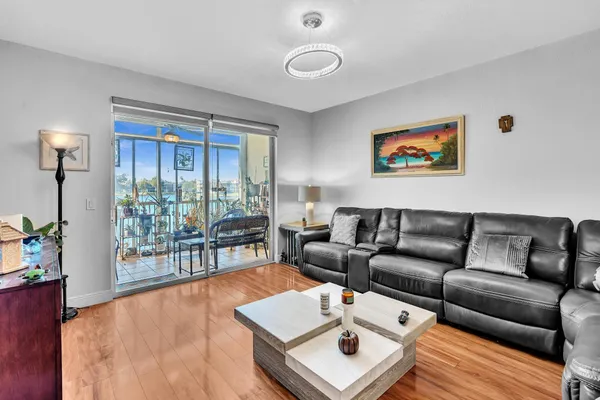 $264,997 | 7727 Southampton Terrace, Unit 202, Fort Lauderdale, FL 33321