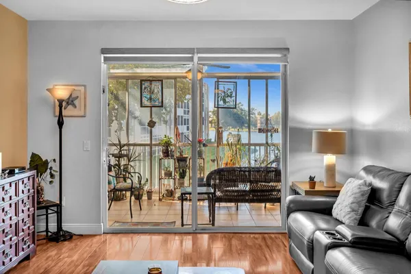 $264,997 | 7727 Southampton Terrace, Unit 202, Fort Lauderdale, FL 33321