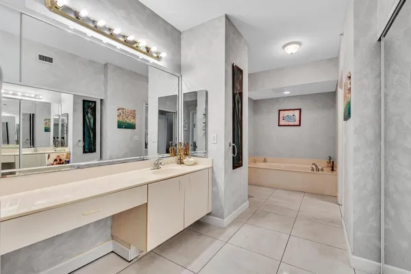 $264,997 | 7727 Southampton Terrace, Unit 202, Fort Lauderdale, FL 33321