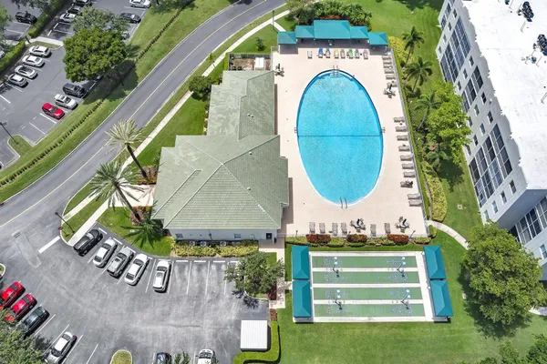 $264,997 | 7727 Southampton Terrace, Unit 202, Fort Lauderdale, FL 33321