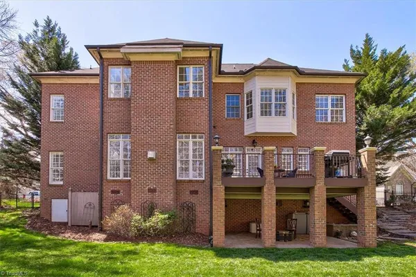 $815,000 | 7626 Henson Forest Drive, Summerfield, NC 27358