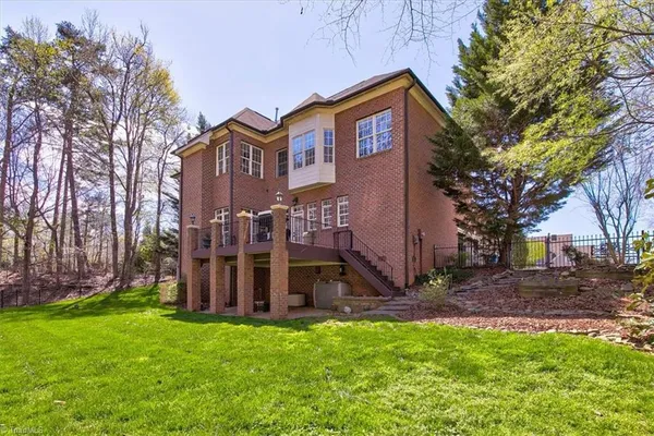 $815,000 | 7626 Henson Forest Drive, Summerfield, NC 27358