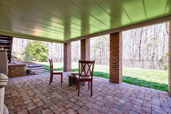 $815,000 | 7626 Henson Forest Drive, Summerfield, NC 27358