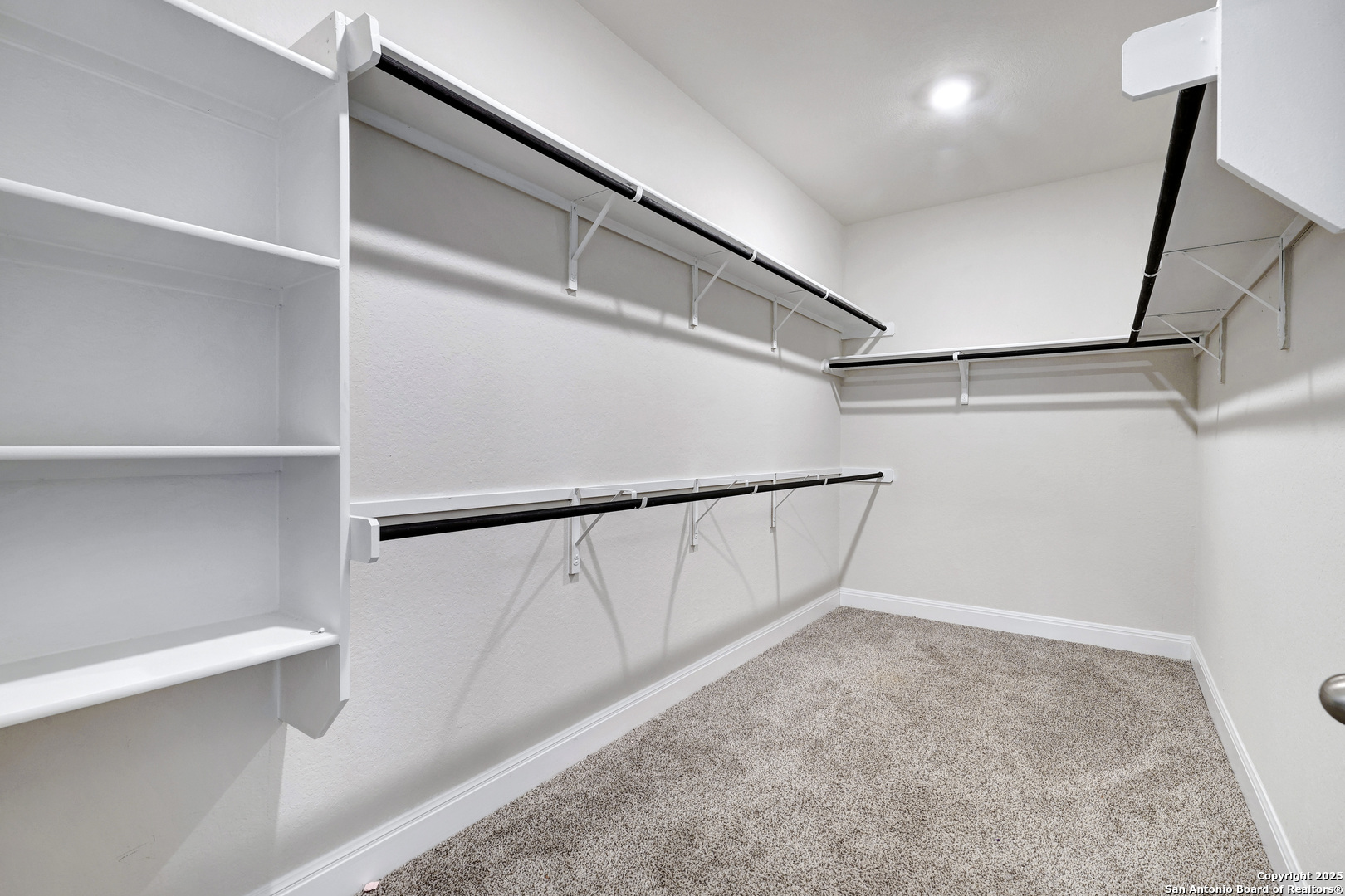 618 Bronze Streme Cibolo, TX 78108 - Photo 17 of 27 a view of an empty walk in closet