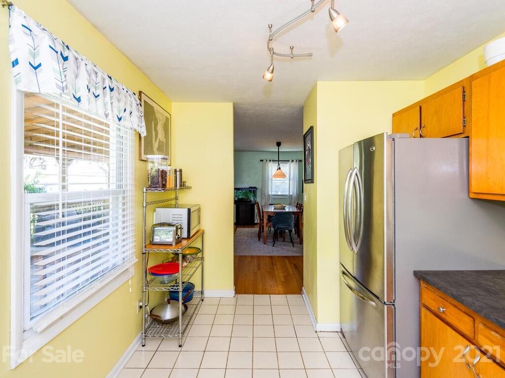 69 Cub Road Asheville, NC 28806 - Photo 14 of 36 Gallery Image 14