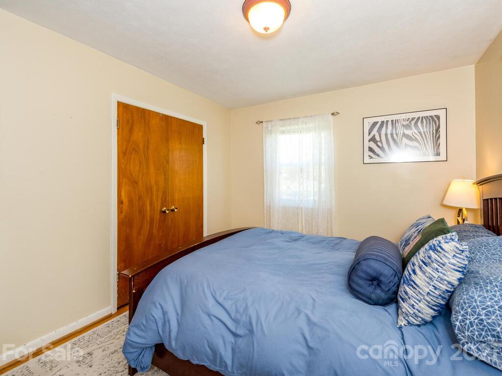 69 Cub Road Asheville, NC 28806 - Photo 23 of 36 Gallery Image 23