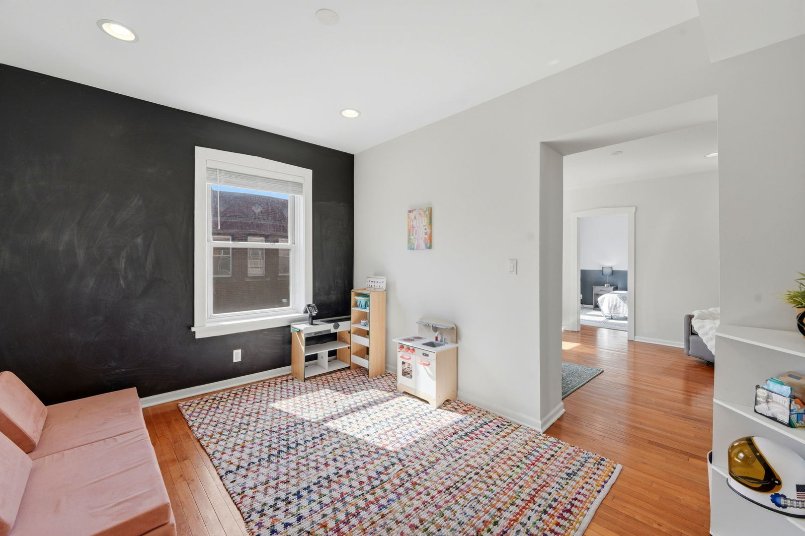 132 Clyde Avenue, Unit 3 Evanston, IL 60202 - Photo 15 of 29