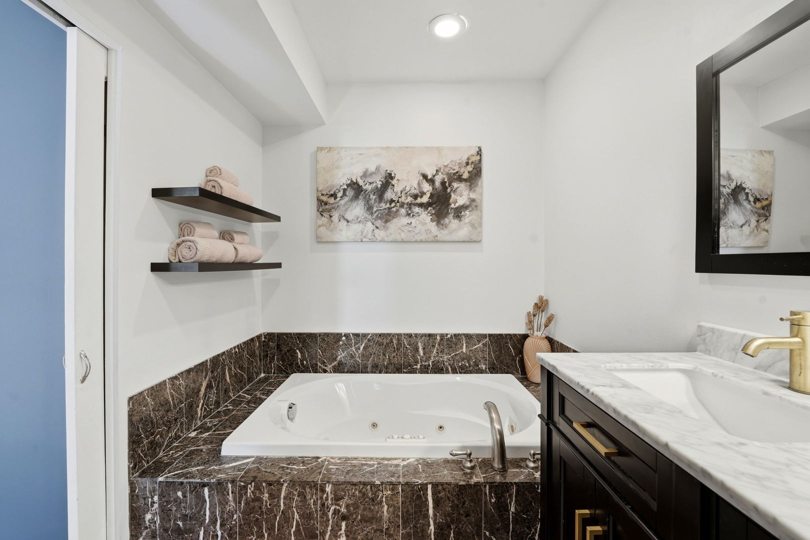 132 Clyde Avenue, Unit 3 Evanston, IL 60202 - Photo 24 of 29