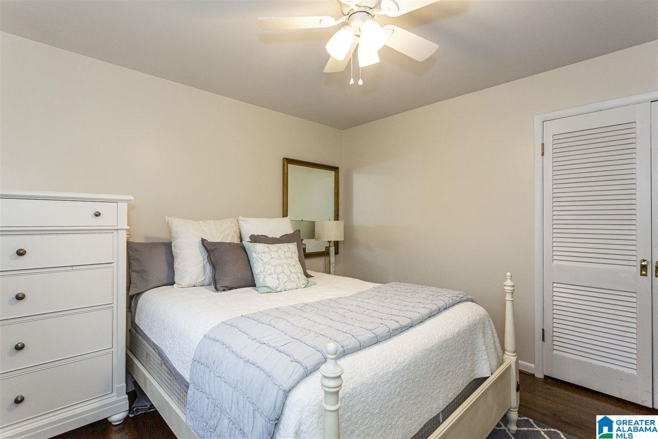 2217 Blue Ridge Boulevard Birmingham, AL 35226 - Photo 21 of 40