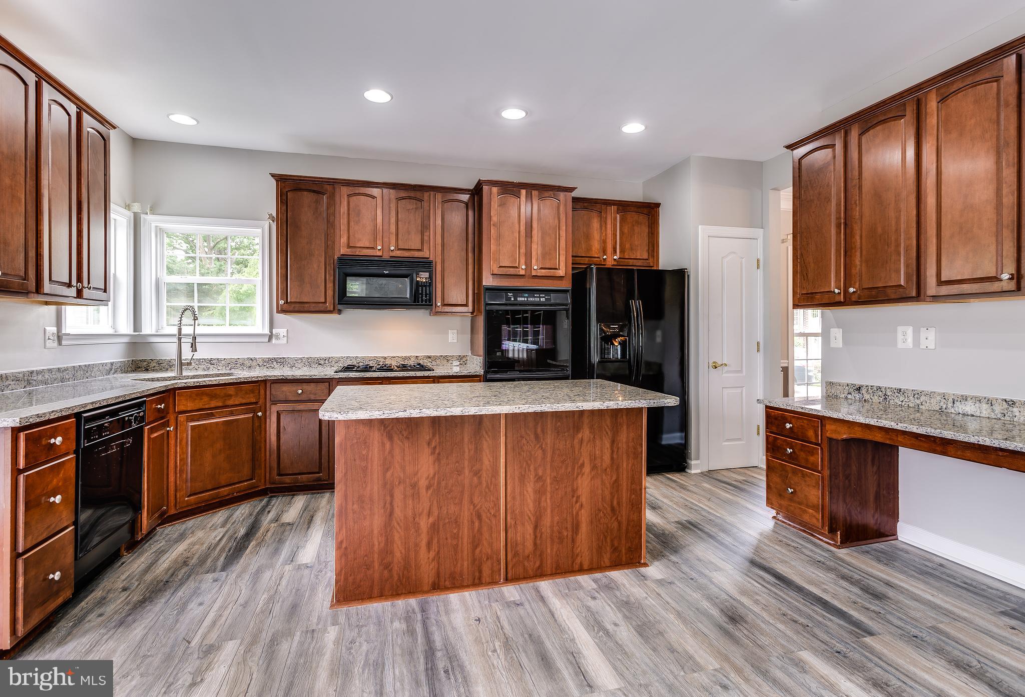 618 Crawfords Ridge Road Odenton, MD 21113 - Photo 3 of 28 Gallery Image 3