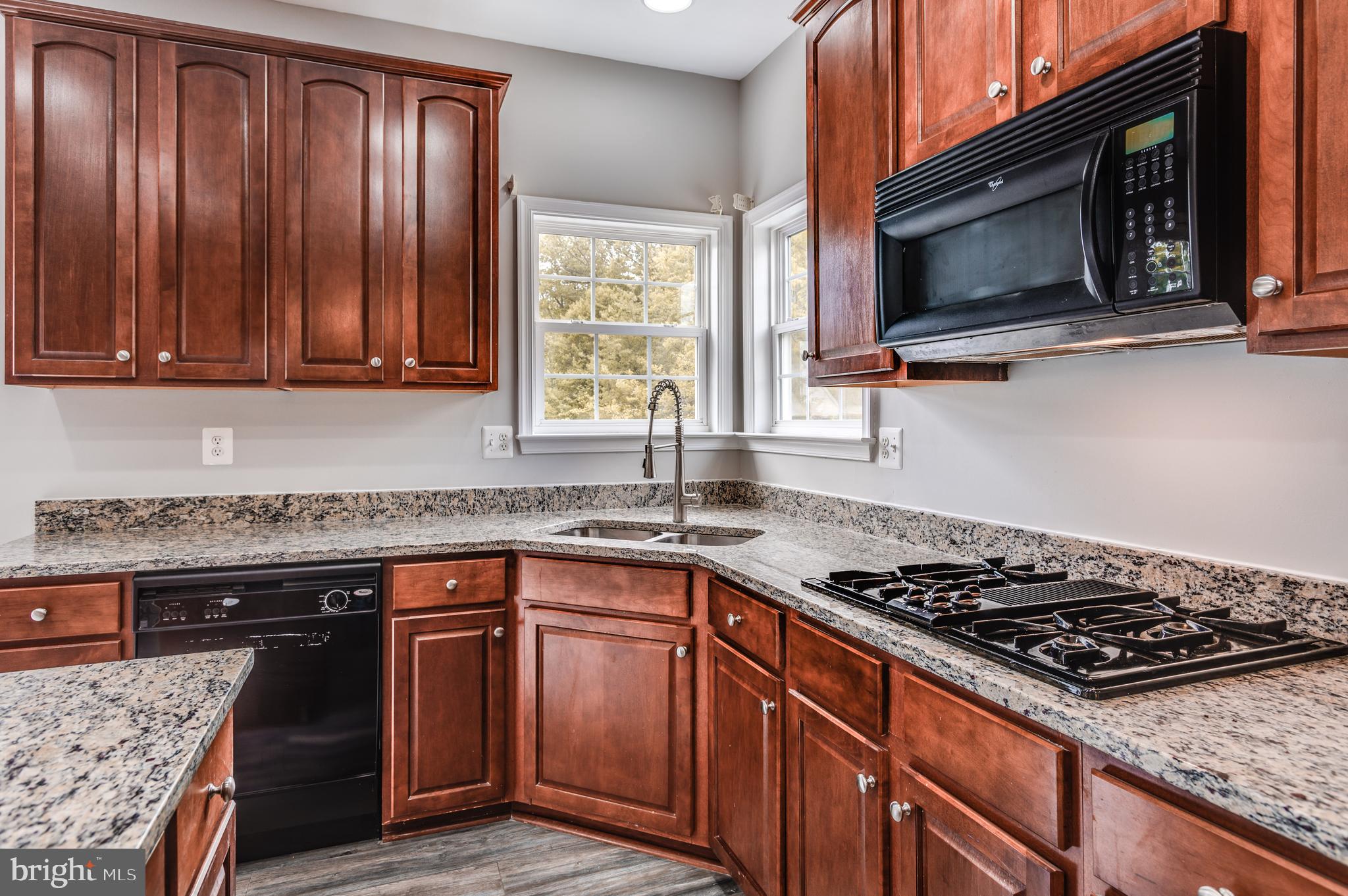 618 Crawfords Ridge Road Odenton, MD 21113 - Photo 4 of 28 Gallery Image 4