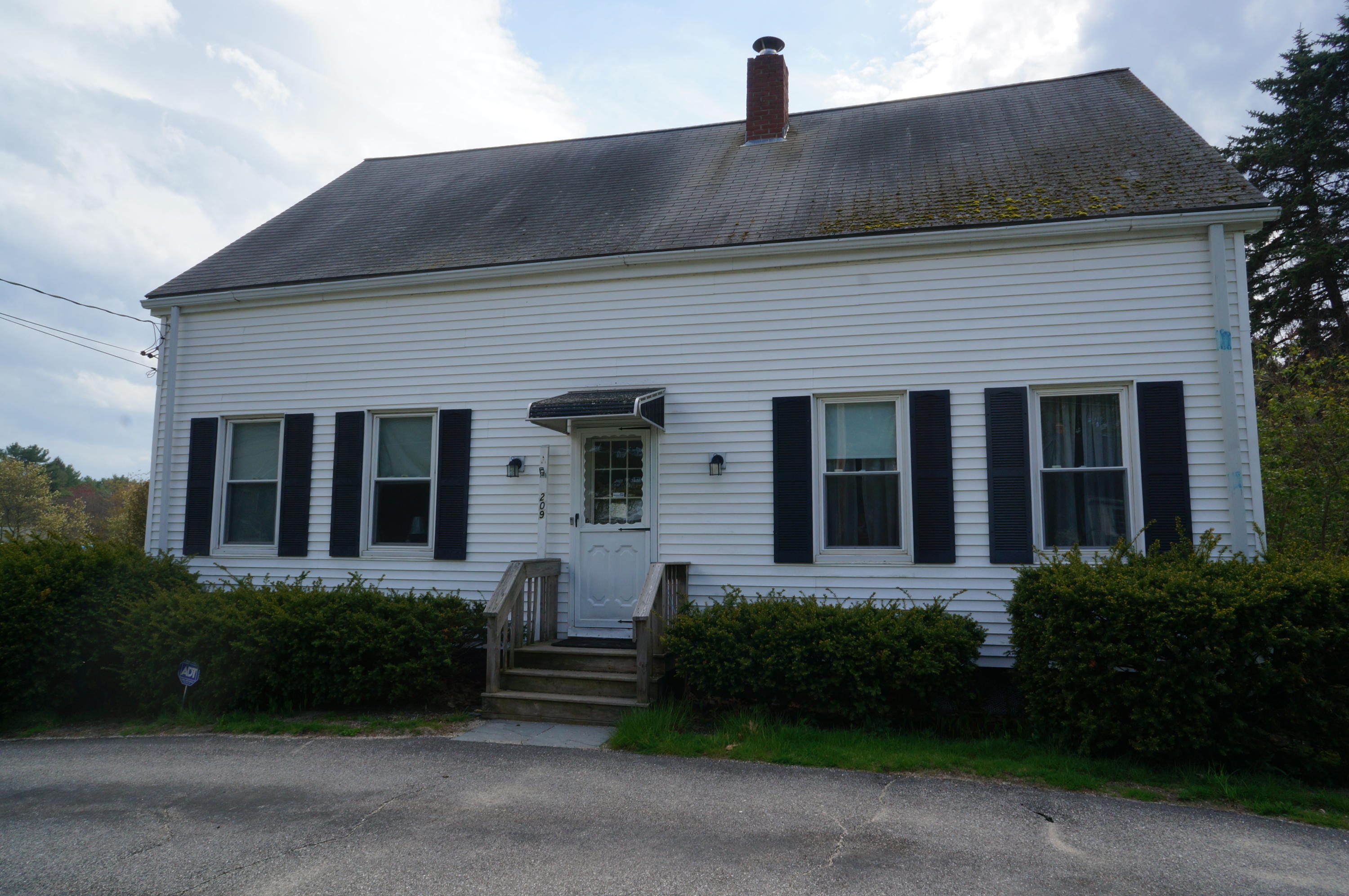 209 Black Point Road Scarborough, ME 04074 - Photo 13 of 21 DSC02296