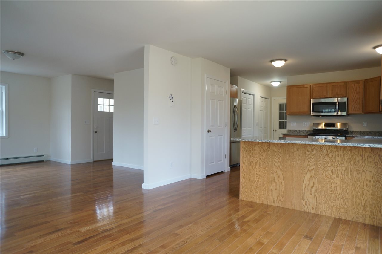 203 Swamp Road Hinesburg, VT 05461 - Photo 7 of 16 Gallery Image 7