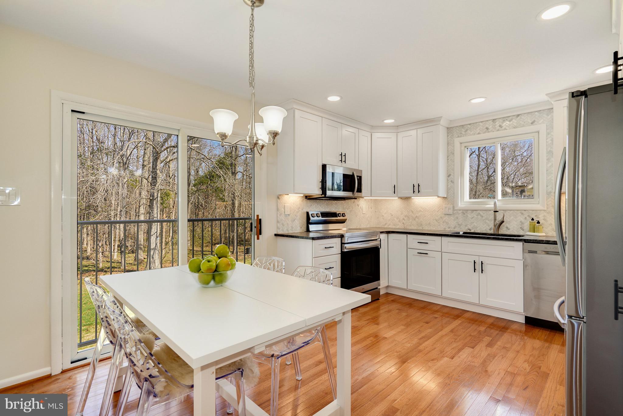 10312 Angora Drive Cheltenham, MD 20623 - Photo 8 of 35 WOW - Gorgeous NEW Kitchen!