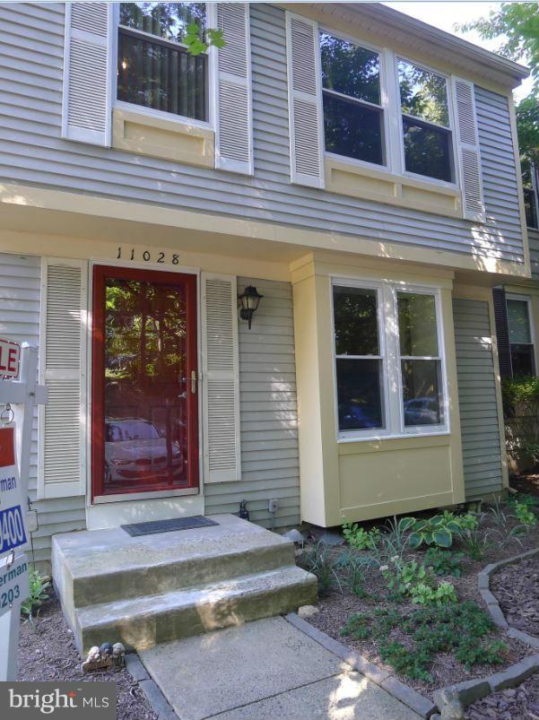 11028 Granby Court Reston, VA 20191 - Photo 3 of 29 Exterior (Front)