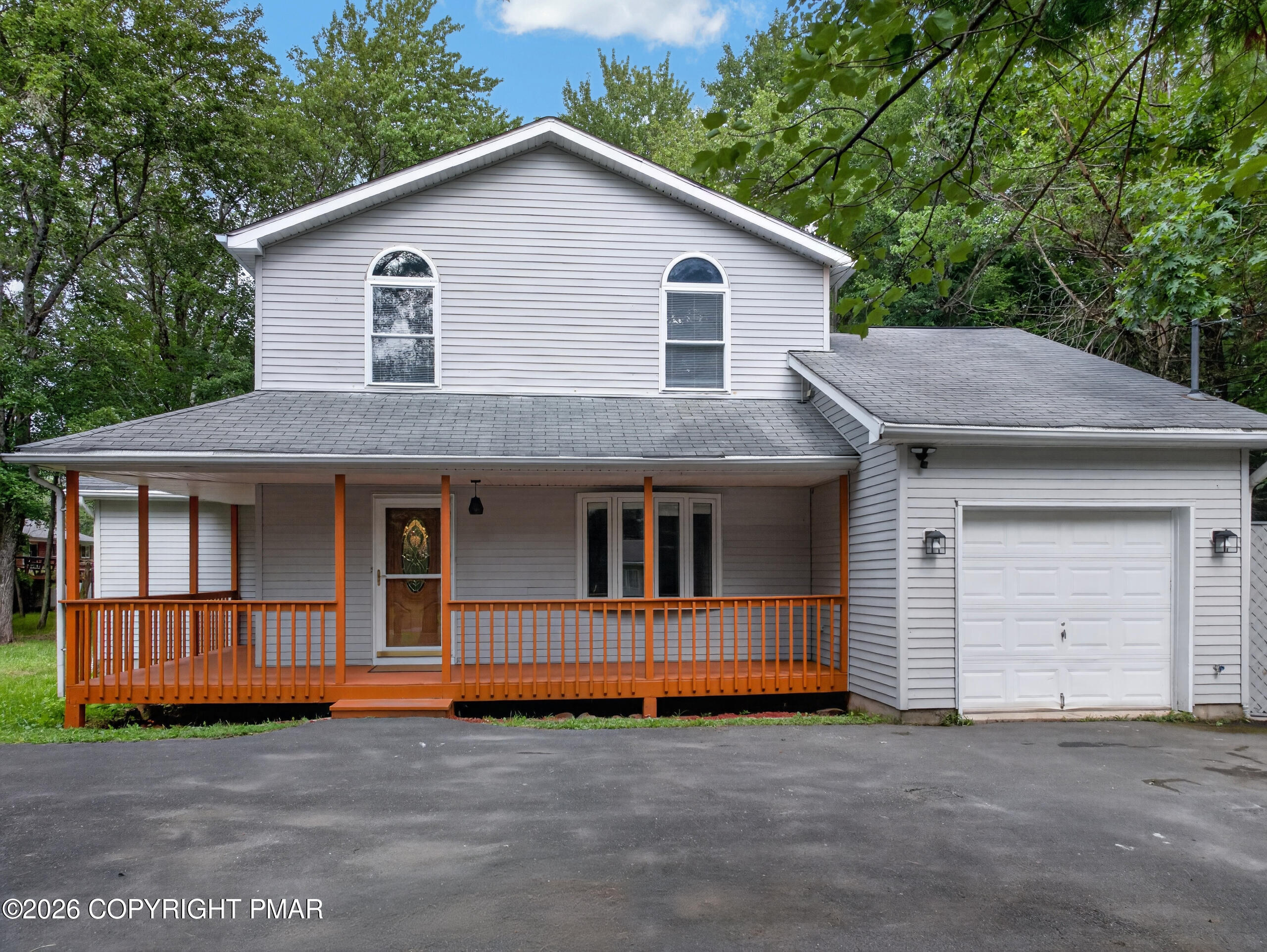 4116 Low Ridge Road Pocono Summit, PA 18346 - Photo 2 of 58 Front Exterior