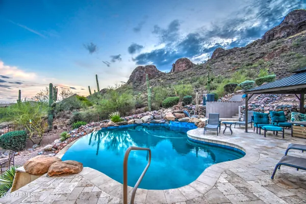 $1,899,000 | 9765 East Dead Sure Place, Gold Canyon, AZ 85118