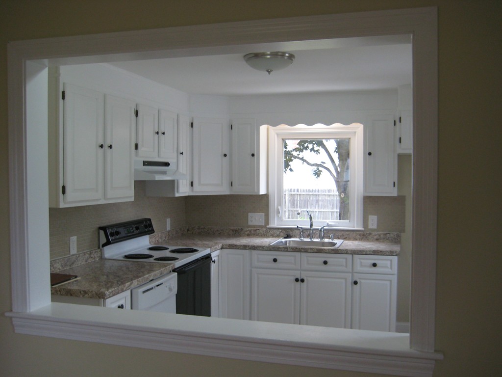 28 Canton Street Springfield, MA 01104 - Photo 3 of 15 Gallery Image 3