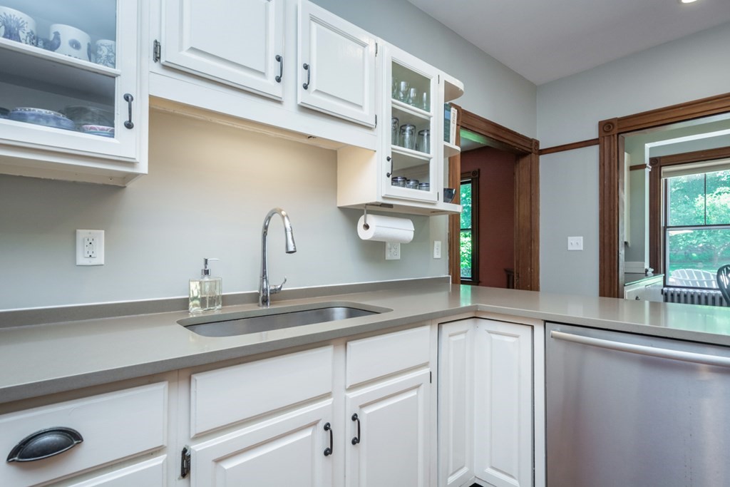 12 Piper Road Acton, MA 01720 - Photo 5 of 41