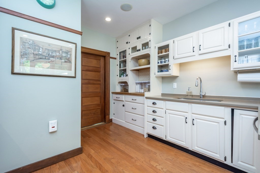 12 Piper Road Acton, MA 01720 - Photo 6 of 41