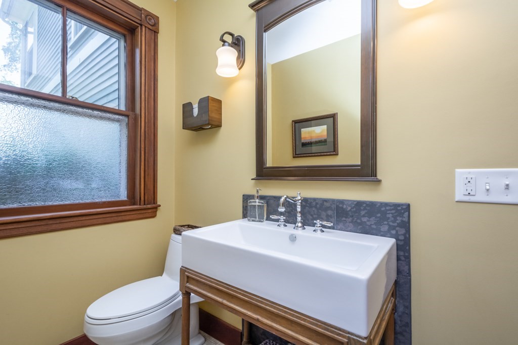 12 Piper Road Acton, MA 01720 - Photo 9 of 41