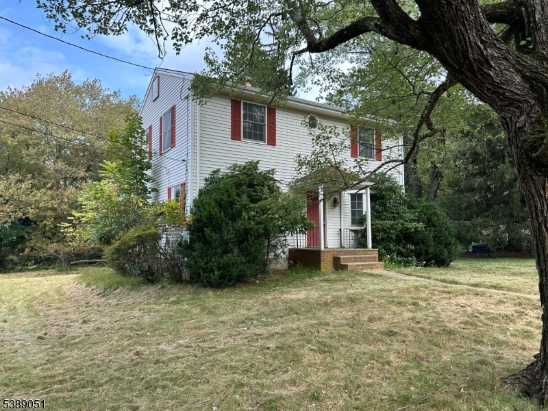 9 Longview Avenue Randolph, NJ 07869 - Photo 3 of 18