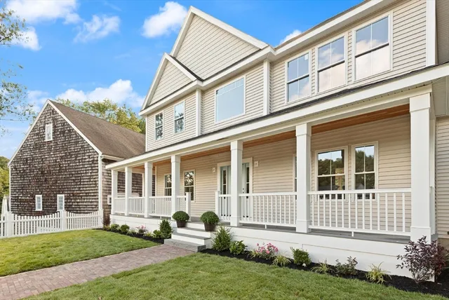 $2,299,900 | 8 Partridge Road, Reading, MA 01867