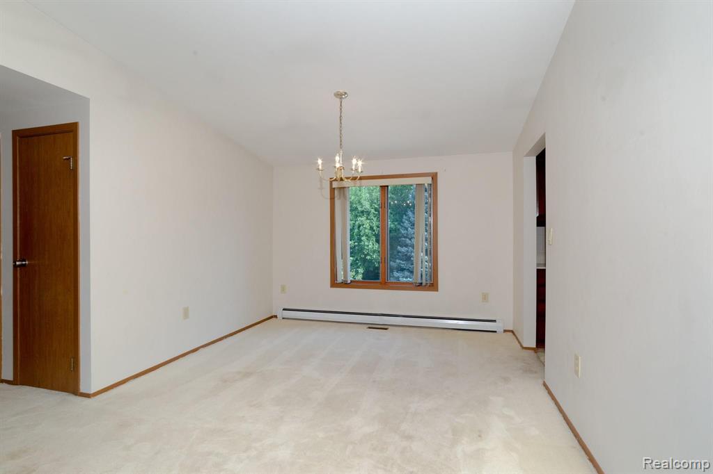 2273 London Bridge Drive, Unit 31 Rochester Hills, MI 48307 - Photo 5 of 9