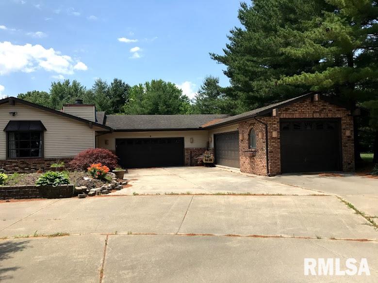 4998 KOA Road Rochester, IL 62563 - Photo 2 of 43