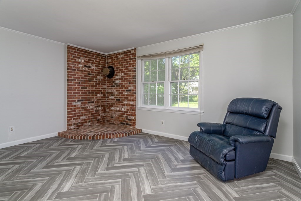 5 Lancaster Road Shirley, MA 01464 - Photo 30 of 42 a living room with furniture and a window