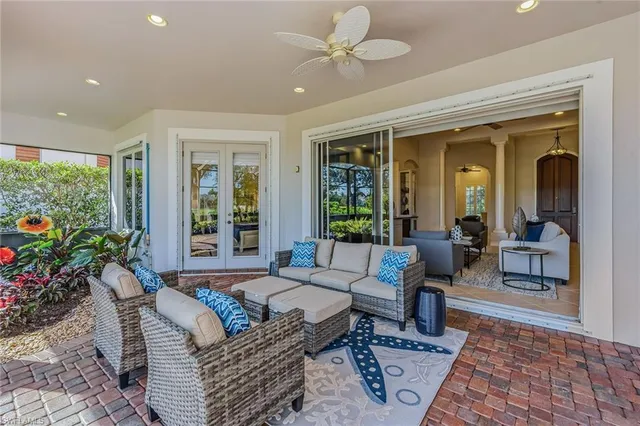 $999,000 | 7754 Mulberry Lane, Naples, FL 34114