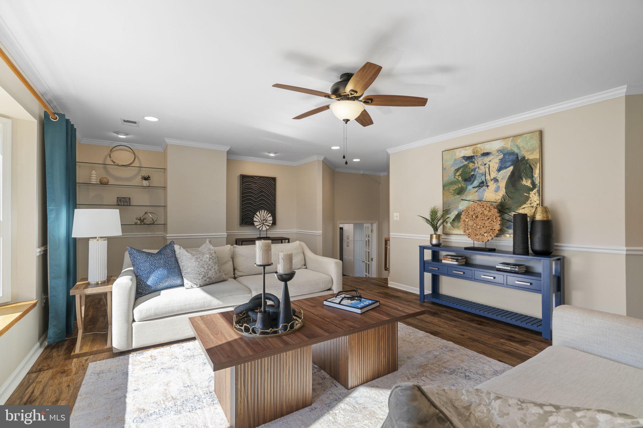 18607 Cabin Road Triangle, VA 22172 - Photo 10 of 64 a living room with furniture and wooden floor