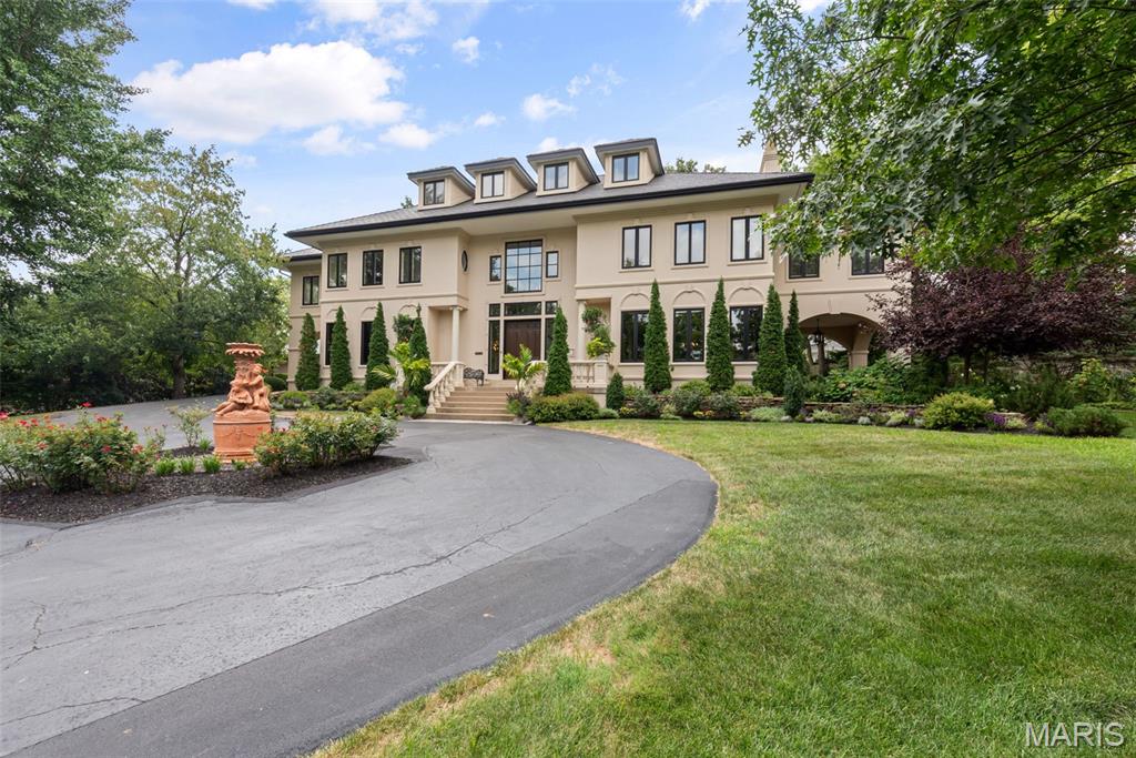 441 Park Road Webster Groves, MO 63119 - Photo 2 of 96