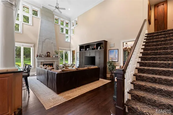 $2,100,000 | 441 Park Road, Webster Groves, MO 63119