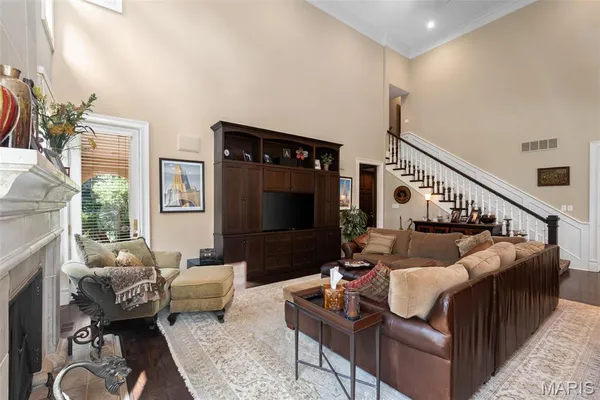 $2,100,000 | 441 Park Road, Webster Groves, MO 63119
