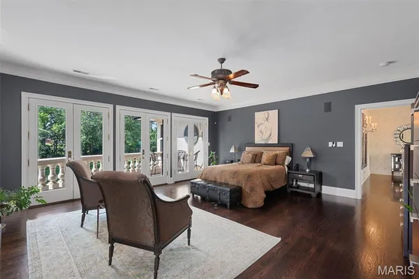 $2,100,000 | 441 Park Road, Webster Groves, MO 63119