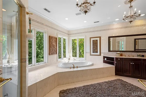 $2,100,000 | 441 Park Road, Webster Groves, MO 63119