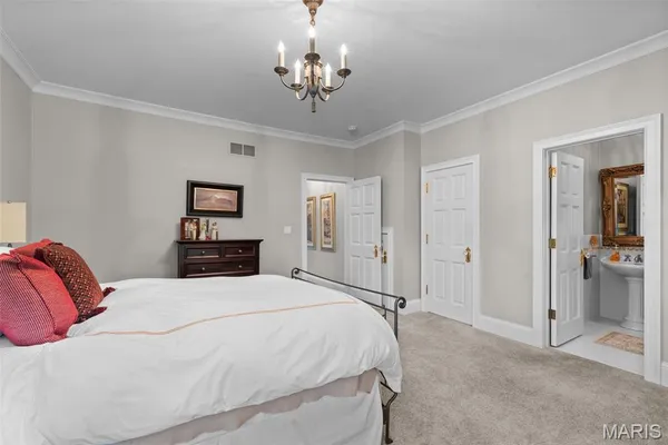 $2,100,000 | 441 Park Road, Webster Groves, MO 63119