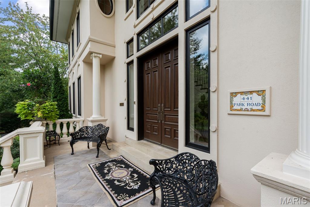 441 Park Road Webster Groves, MO 63119 - Photo 6 of 96