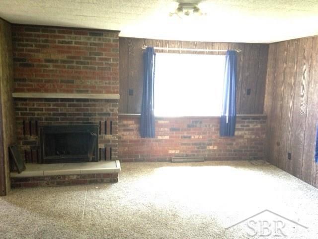 8809 Ormes Road Vassar, MI 48768 - Photo 4 of 11 31294056-3.JPG