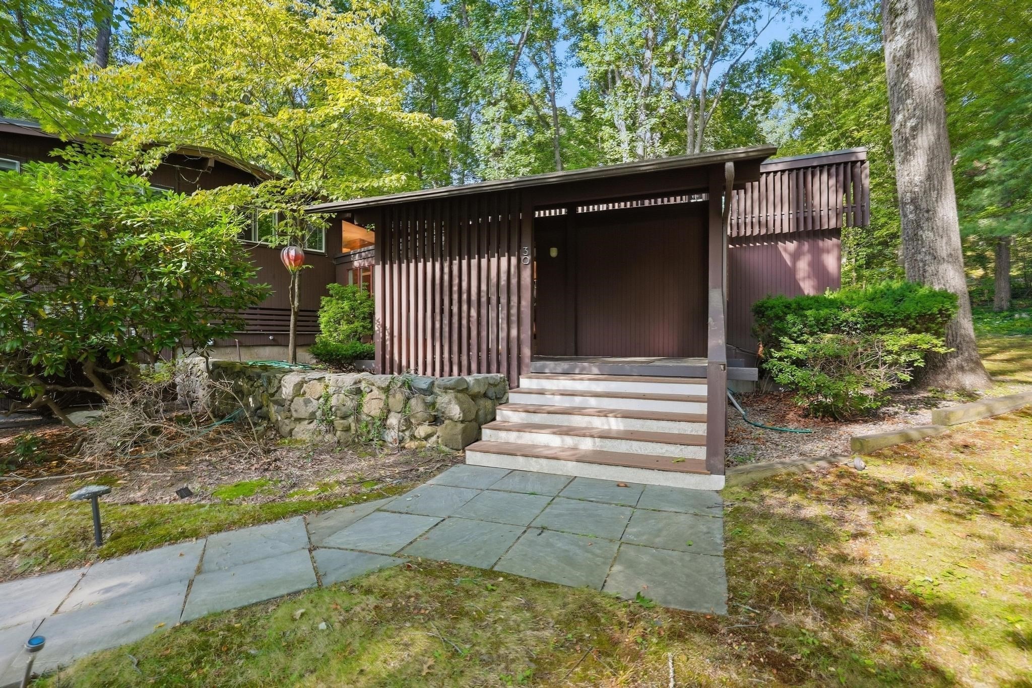 30 Peacock Farm Road Lexington, MA 02421 - Photo 4 of 41 Gallery Image 4