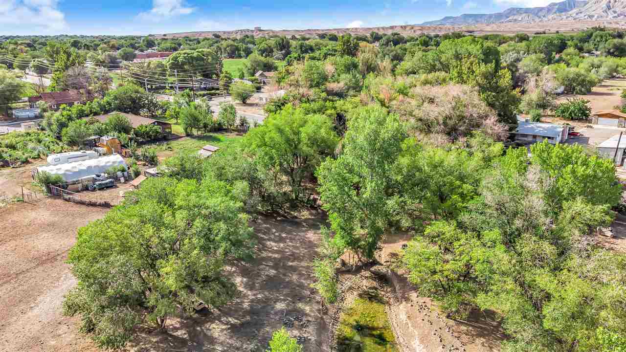 3301 F Road Clifton, CO 81520 - Photo 41 of 42 a view of a green field