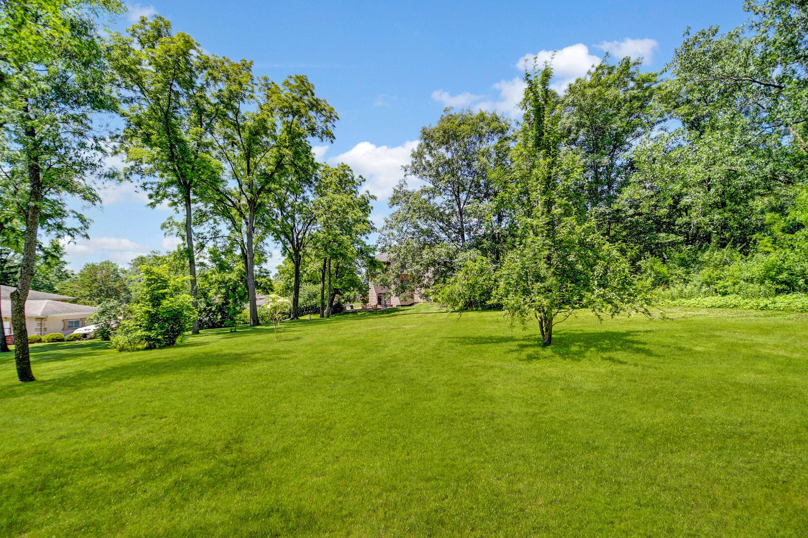 1383 Gordon Lane Lemont, IL 60439 - Photo 41 of 54 a view of an outdoor space and a yard
