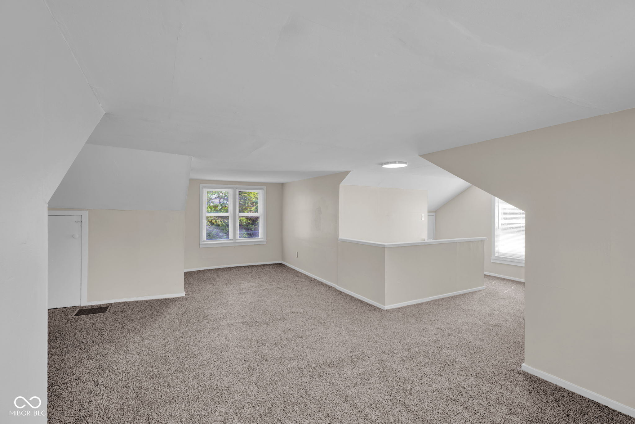 3127 13th Street Columbus, IN 47201 - Photo 21 of 30